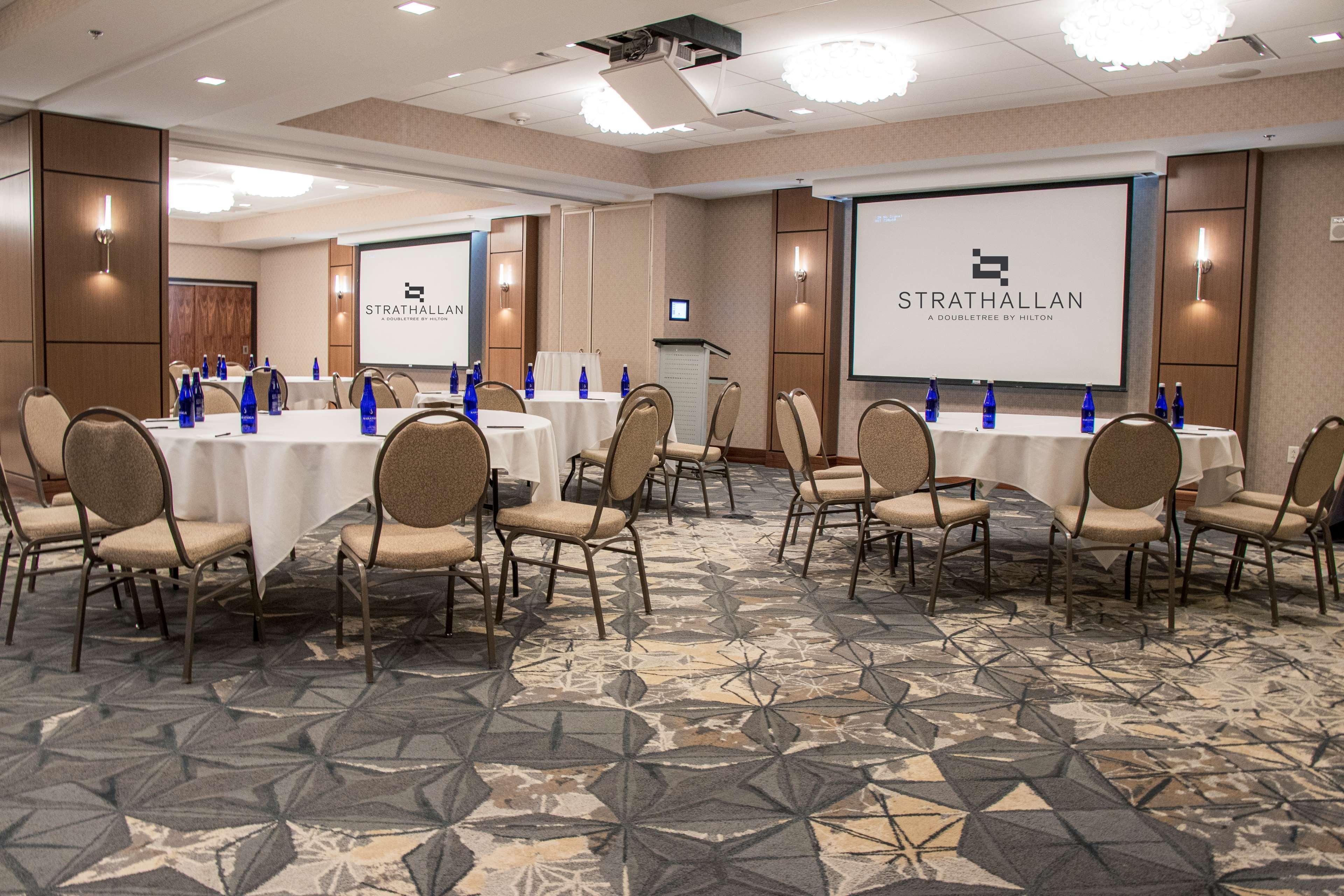 The Strathallan - A Doubletree By Hilton Rochester Exteriör bild