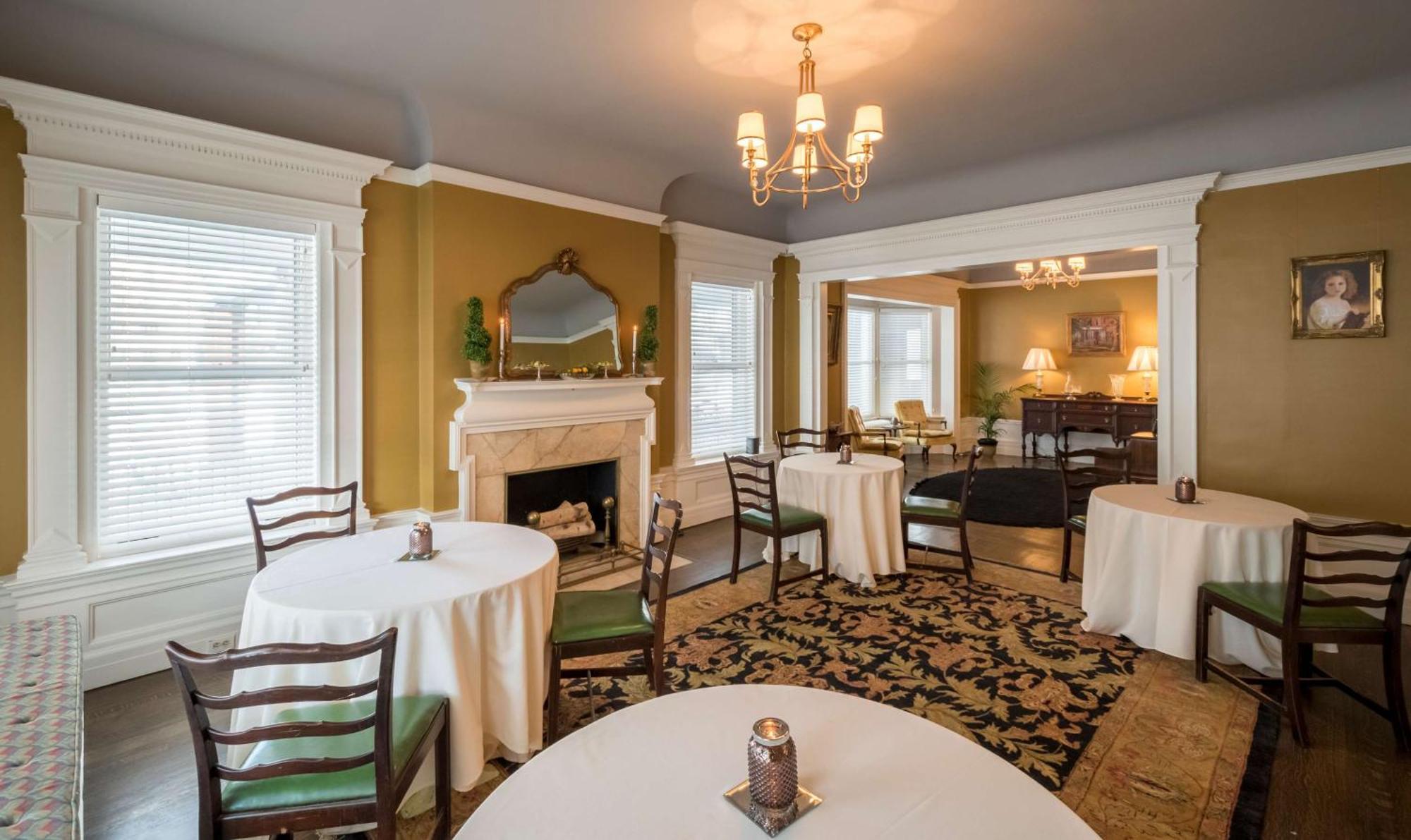 The Strathallan - A Doubletree By Hilton Rochester Exteriör bild
