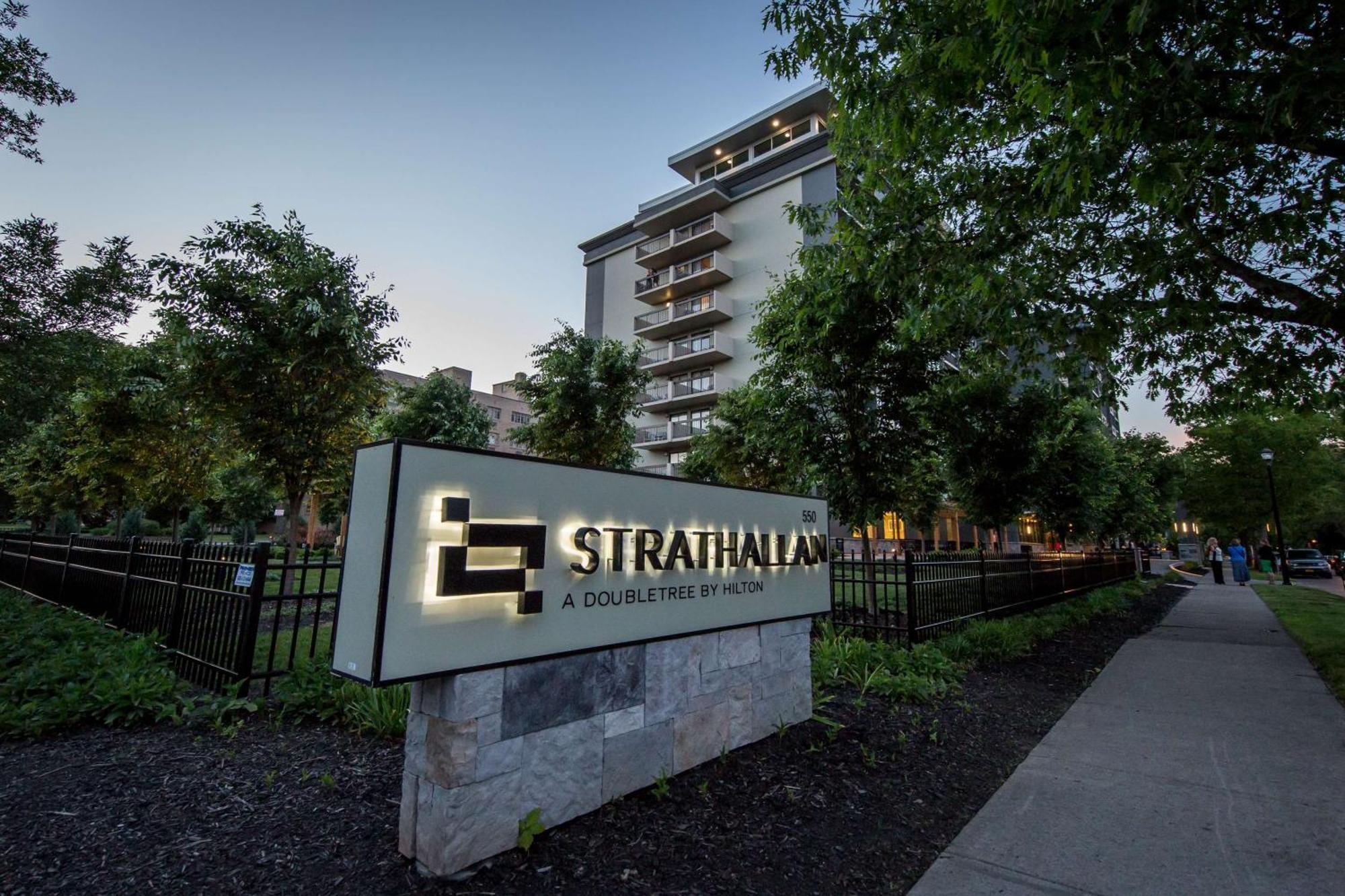The Strathallan - A Doubletree By Hilton Rochester Exteriör bild