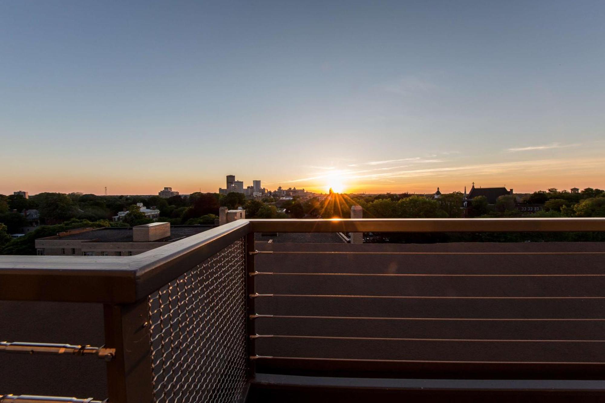 The Strathallan - A Doubletree By Hilton Rochester Exteriör bild